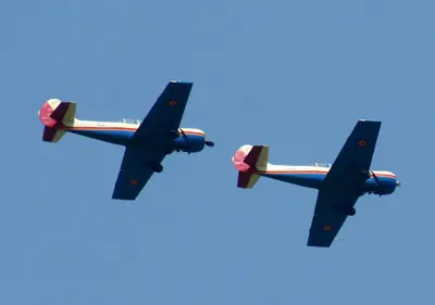 Aerostar Iak-52