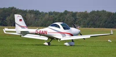 Aquila A-210
