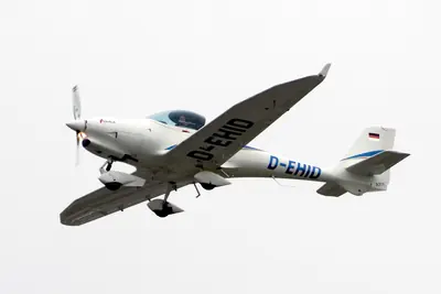 Aquila A-211