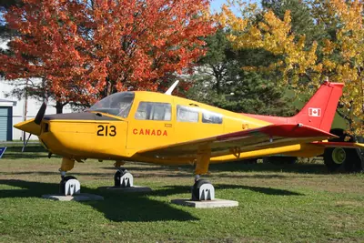 Beechcraft 23