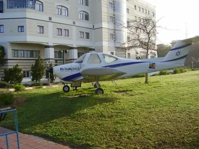 Beechcraft 77
