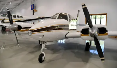 Beechcraft 95-B55 (T42A)