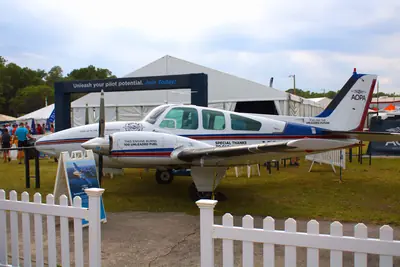 Beechcraft 95-B55 (T42A)