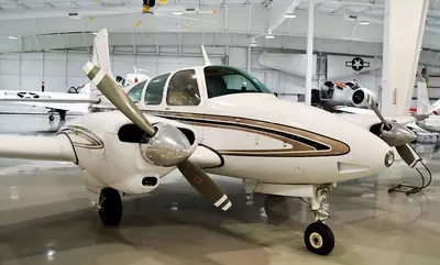 Beechcraft B95