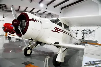 Beechcraft F17D