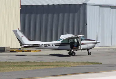 Cessna 182J