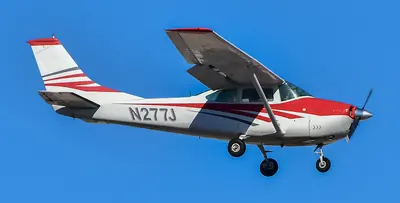 Cessna 182L