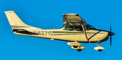 Cessna 182L