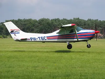 Cessna 182R
