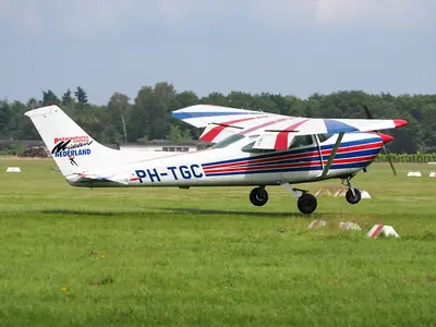 Cessna 182R