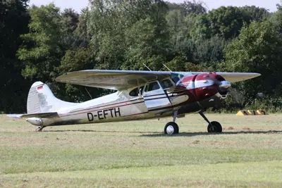 Cessna 195