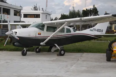 Cessna 210