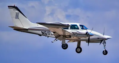 Cessna 320