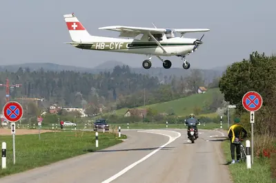 Cessna F152