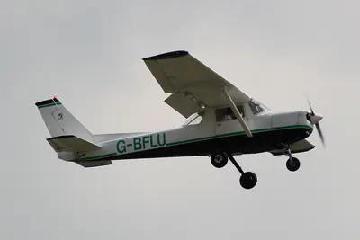 Cessna F152