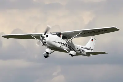 Cessna F172M