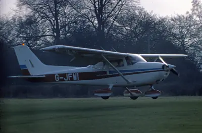 Cessna F172N