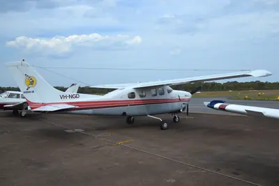 Cessna P210N
