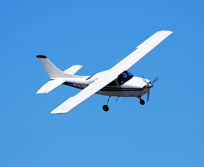 Cessna T210
