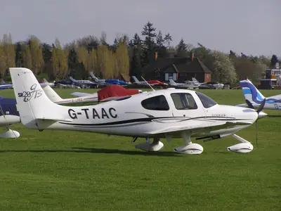 Cirrus SR-20 Srv