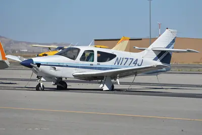 Commander Aircraft 112