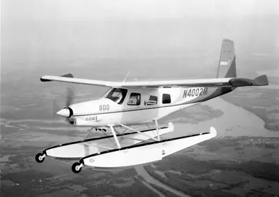 Helio H-800 Courier