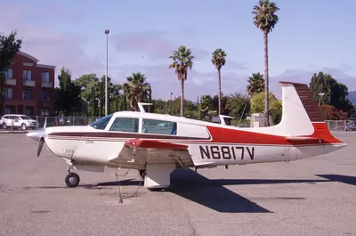 Mooney M-20F Executive