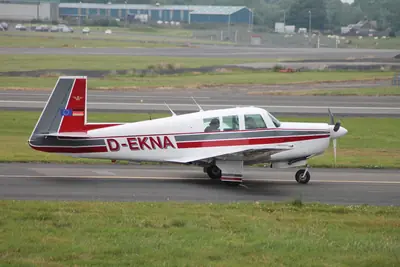 Mooney M-20F Executive