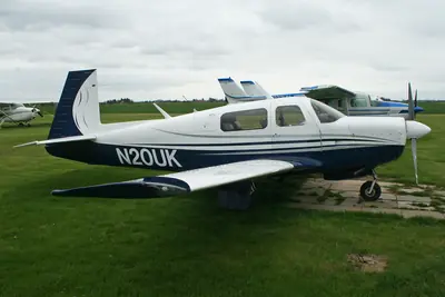 Mooney M-20F Executive