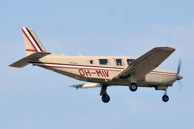 Piper PA-32R-301