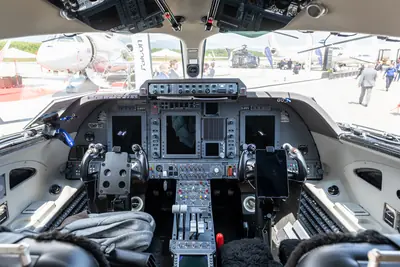 Piaggio Avanti