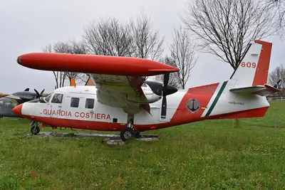 Piaggio P 166DL3