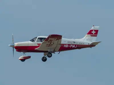 Piper PA-28-235
