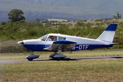Piper PA-28-235