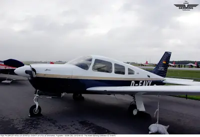 Piper PA-28R-201