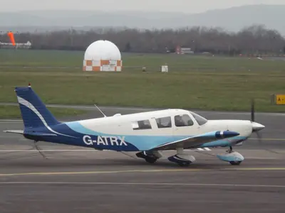 Piper PA-32-300 Cherokee Six