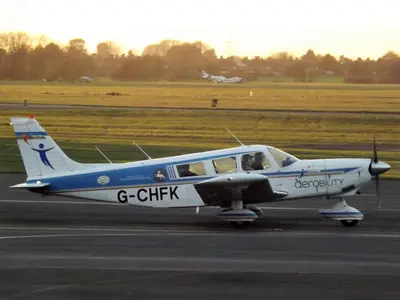 Piper PA-32-300 Cherokee Six