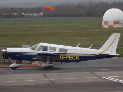Piper PA-32-300 Cherokee Six