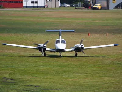 Piper PA-44-180