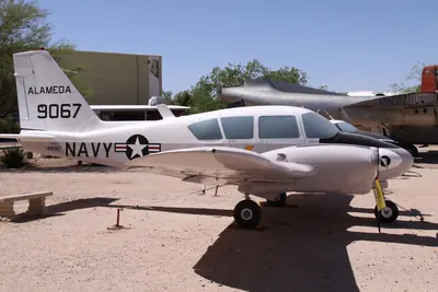 Piper U-11A Aztec