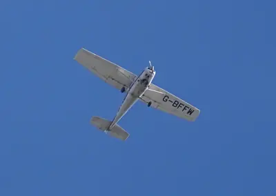 Reims Aviation F152