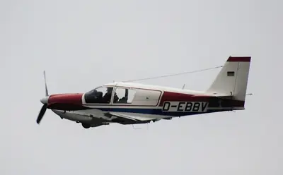Robin HR-100 Royal