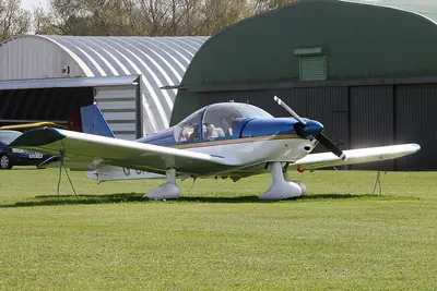 Robin HR-200