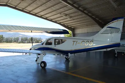 Rockwell International Commander 114