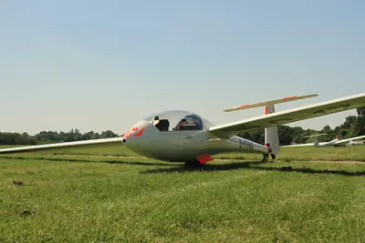 Rolladen-Schneider LS-4