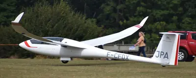Schempp-Hirth Discus-2B