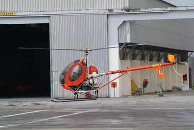 Schweizer 300C