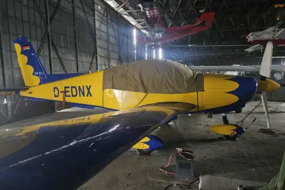 Zlin Z-143