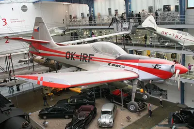 Zlin Z-50