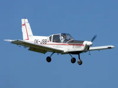 Zlin Z-42